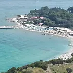 Delle Fonti Di Portonovo Villa *